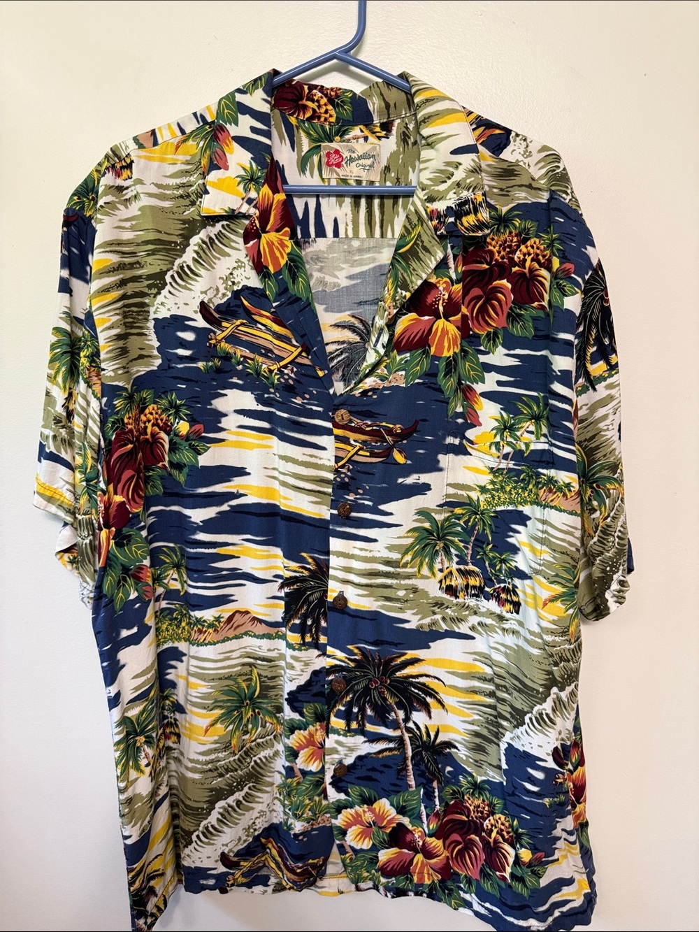 Vintage Hilo Hattie Men's Hawaiian Camp Shirt in Navy, Green & Yellow